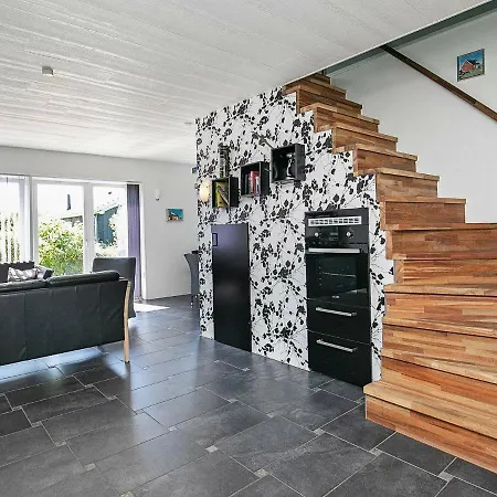 Three-bedroom Holiday In Rødby 37 Feriehus *